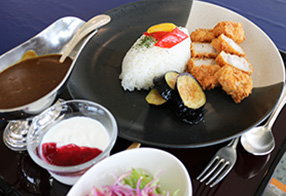 ロースカツカレー