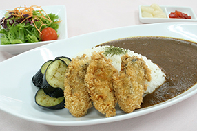 牡蠣フライカレー