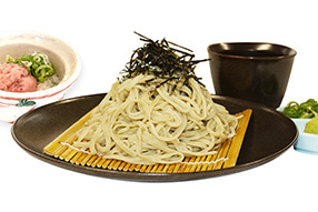 稲庭ざるうどん又は更科ざるそばとミニネギトロ丼