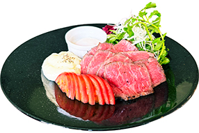 【国産牛肉使用】ローストビーフ定食